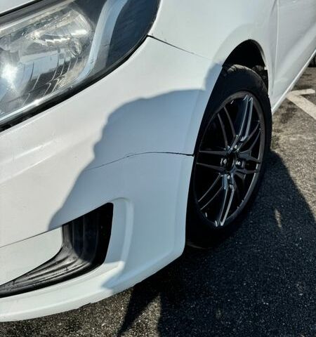 Білий Кіа Ріо, об'ємом двигуна 1.4 л та пробігом 252 тис. км за 6300 $, фото 4 на Automoto.ua