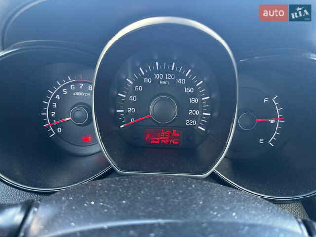 Белый Киа Рио, объемом двигателя 1.4 л и пробегом 214 тыс. км за 8300 $, фото 7 на Automoto.ua