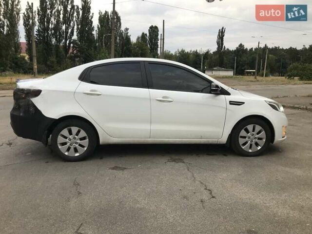 Білий Кіа Ріо, об'ємом двигуна 1.59 л та пробігом 164 тис. км за 5070 $, фото 1 на Automoto.ua