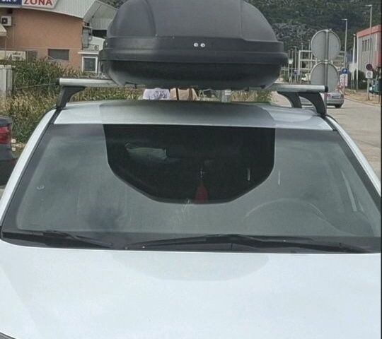 Белый Киа Рио, объемом двигателя 1.4 л и пробегом 110 тыс. км за 8500 $, фото 10 на Automoto.ua