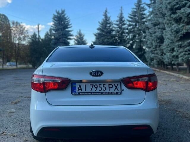 Белый Киа Рио, объемом двигателя 1.4 л и пробегом 220 тыс. км за 8000 $, фото 27 на Automoto.ua