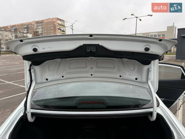 Белый Киа Рио, объемом двигателя 1.4 л и пробегом 23 тыс. км за 9900 $, фото 38 на Automoto.ua