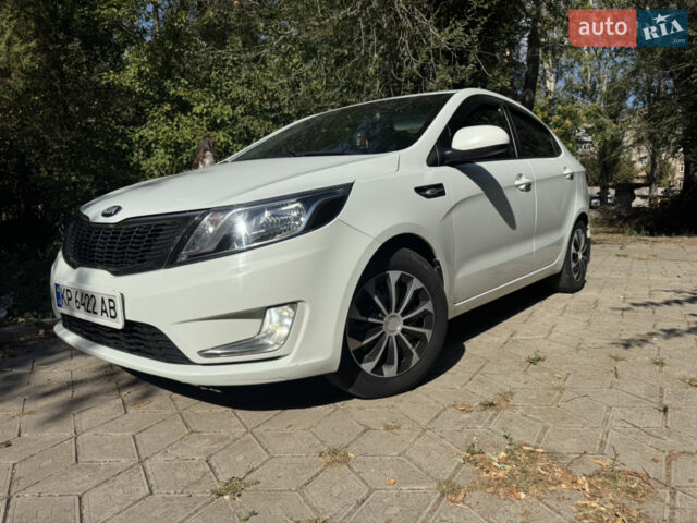 Белый Киа Рио, объемом двигателя 1.4 л и пробегом 94 тыс. км за 8700 $, фото 9 на Automoto.ua
