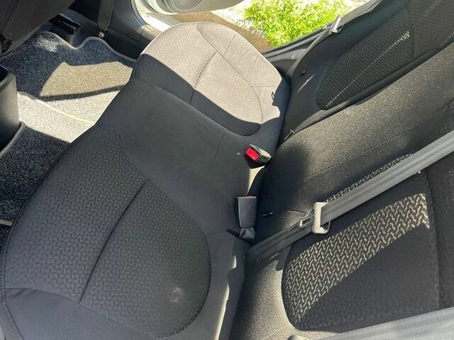Білий Кіа Ріо, об'ємом двигуна 1.4 л та пробігом 132 тис. км за 6600 $, фото 21 на Automoto.ua