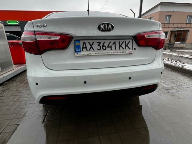 Белый Киа Рио, объемом двигателя 1.4 л и пробегом 106 тыс. км за 8500 $, фото 10 на Automoto.ua