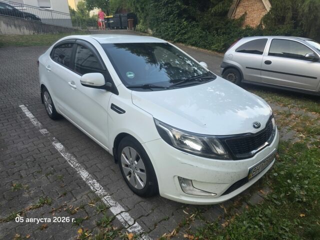 Белый Киа Рио, объемом двигателя 1.6 л и пробегом 152 тыс. км за 9267 $, фото 3 на Automoto.ua