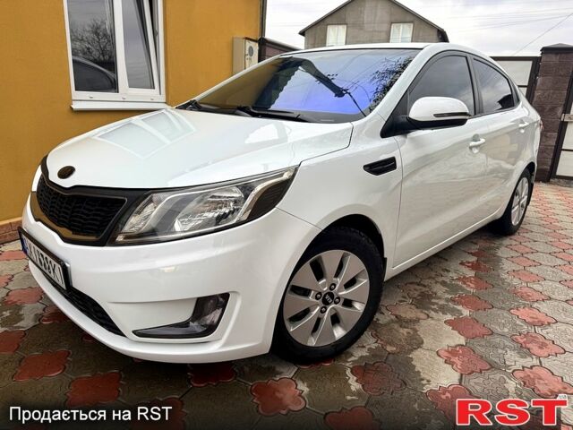 Белый Киа Рио, объемом двигателя 1.6 л и пробегом 0 тыс. км за 7800 $, фото 3 на Automoto.ua