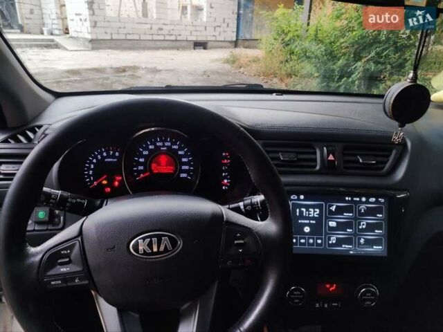 Белый Киа Рио, объемом двигателя 1.59 л и пробегом 172 тыс. км за 9000 $, фото 20 на Automoto.ua