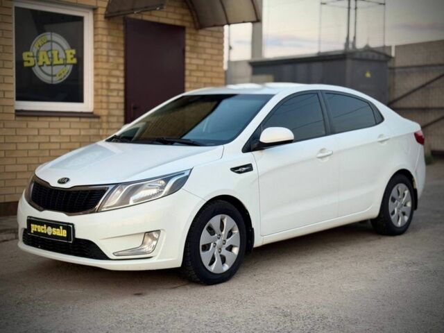Белый Киа Рио, объемом двигателя 0 л и пробегом 73 тыс. км за 7970 $, фото 2 на Automoto.ua