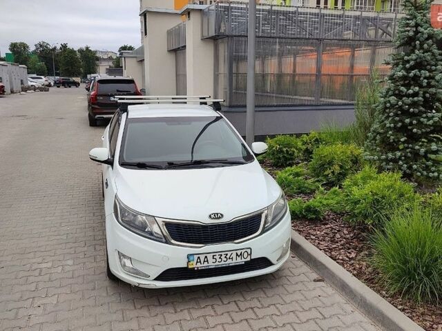 Белый Киа Рио, объемом двигателя 1.59 л и пробегом 130 тыс. км за 7400 $, фото 20 на Automoto.ua
