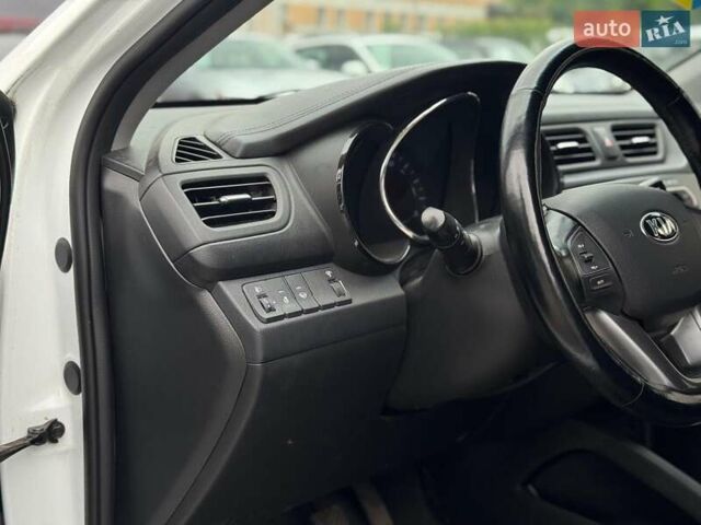 Белый Киа Рио, объемом двигателя 1.6 л и пробегом 105 тыс. км за 7790 $, фото 26 на Automoto.ua
