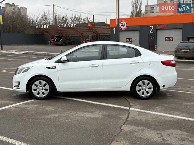 Белый Киа Рио, объемом двигателя 1.4 л и пробегом 23 тыс. км за 9900 $, фото 12 на Automoto.ua