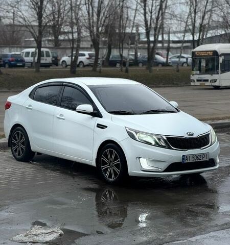 Білий Кіа Ріо, об'ємом двигуна 1.59 л та пробігом 238 тис. км за 6900 $, фото 1 на Automoto.ua
