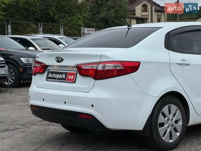 Белый Киа Рио, объемом двигателя 1.6 л и пробегом 105 тыс. км за 7790 $, фото 10 на Automoto.ua