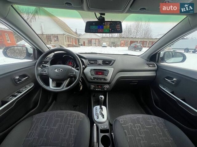 Белый Киа Рио, объемом двигателя 1.4 л и пробегом 125 тыс. км за 8300 $, фото 21 на Automoto.ua