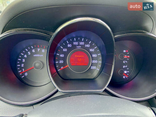 Белый Киа Рио, объемом двигателя 1.6 л и пробегом 94 тыс. км за 9200 $, фото 5 на Automoto.ua