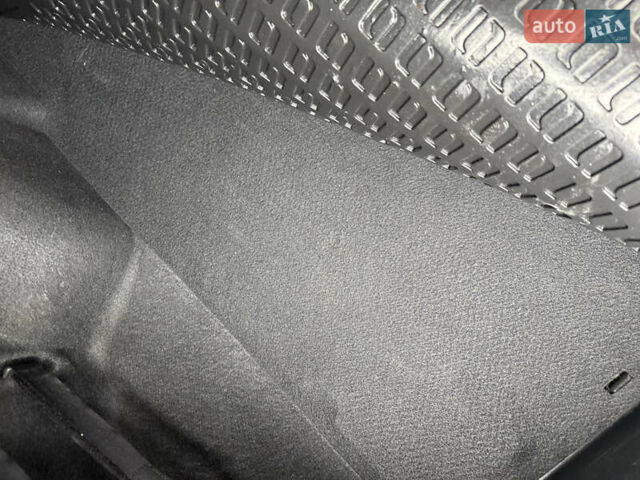 Белый Киа Рио, объемом двигателя 1.4 л и пробегом 23 тыс. км за 9900 $, фото 39 на Automoto.ua