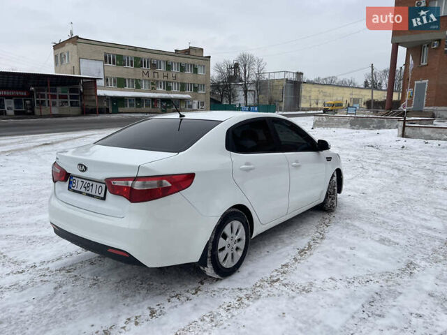 Белый Киа Рио, объемом двигателя 1.6 л и пробегом 148 тыс. км за 7550 $, фото 6 на Automoto.ua
