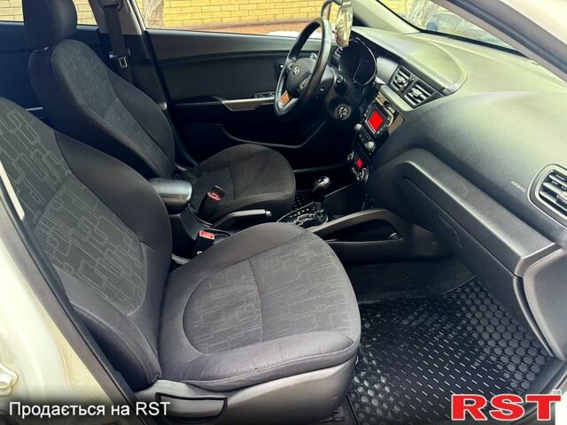Белый Киа Рио, объемом двигателя 1.6 л и пробегом 0 тыс. км за 7800 $, фото 4 на Automoto.ua
