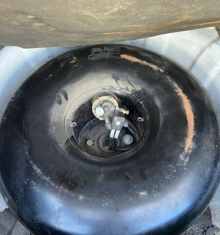 Білий Кіа Ріо, об'ємом двигуна 1.4 л та пробігом 210 тис. км за 5800 $, фото 22 на Automoto.ua