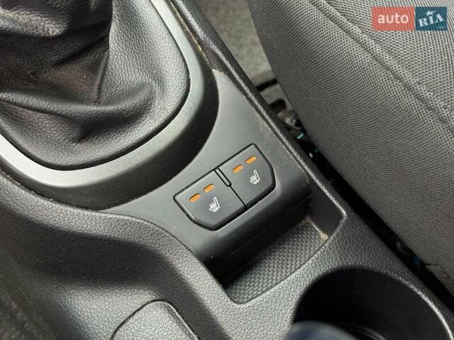 Белый Киа Рио, объемом двигателя 1.6 л и пробегом 105 тыс. км за 7790 $, фото 23 на Automoto.ua