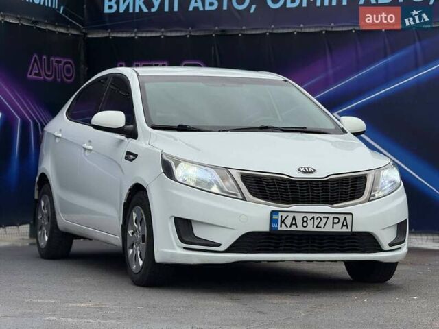Белый Киа Рио, объемом двигателя 1.4 л и пробегом 190 тыс. км за 7299 $, фото 3 на Automoto.ua