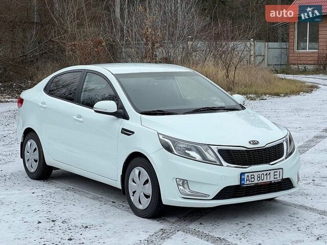 Белый Киа Рио, объемом двигателя 1.4 л и пробегом 125 тыс. км за 8300 $, фото 1 на Automoto.ua