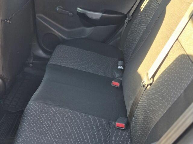 Белый Киа Рио, объемом двигателя 1.4 л и пробегом 212 тыс. км за 6999 $, фото 6 на Automoto.ua