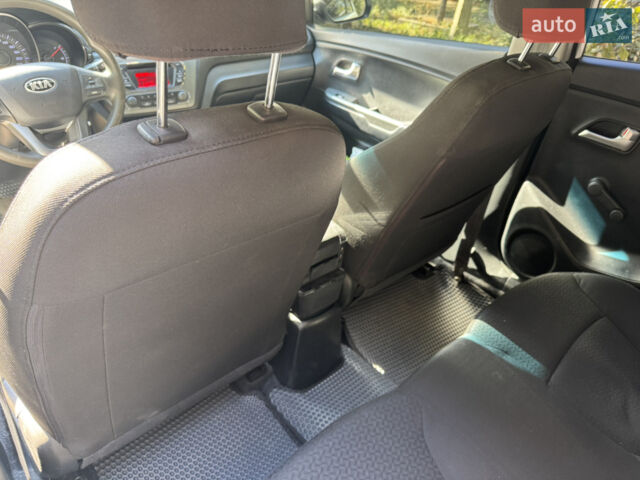 Белый Киа Рио, объемом двигателя 1.4 л и пробегом 94 тыс. км за 8700 $, фото 15 на Automoto.ua