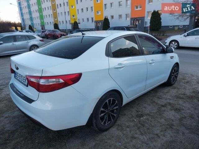 Білий Кіа Ріо, об'ємом двигуна 1.4 л та пробігом 139 тис. км за 7000 $, фото 12 на Automoto.ua