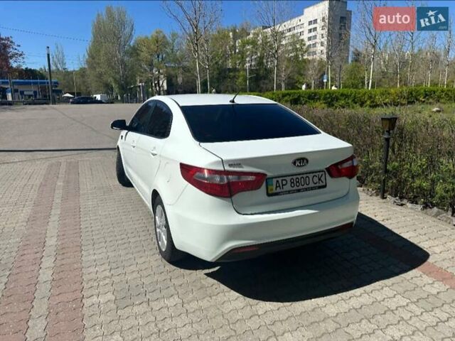 Білий Кіа Ріо, об'ємом двигуна 1.59 л та пробігом 185 тис. км за 7000 $, фото 14 на Automoto.ua