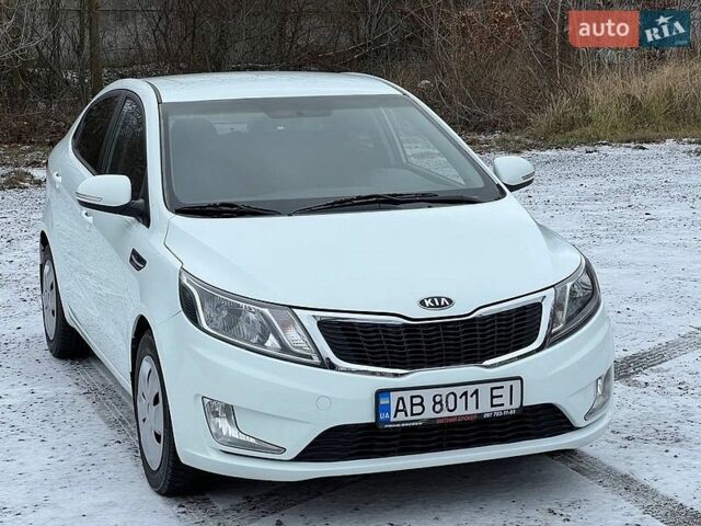 Белый Киа Рио, объемом двигателя 1.4 л и пробегом 125 тыс. км за 8300 $, фото 15 на Automoto.ua