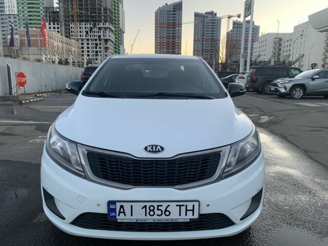 Белый Киа Рио, объемом двигателя 1.4 л и пробегом 87 тыс. км за 8555 $, фото 19 на Automoto.ua