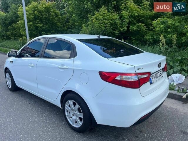 Білий Кіа Ріо, об'ємом двигуна 1.4 л та пробігом 132 тис. км за 6600 $, фото 10 на Automoto.ua
