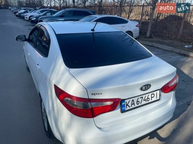 Белый Киа Рио, объемом двигателя 1.4 л и пробегом 216 тыс. км за 7400 $, фото 10 на Automoto.ua