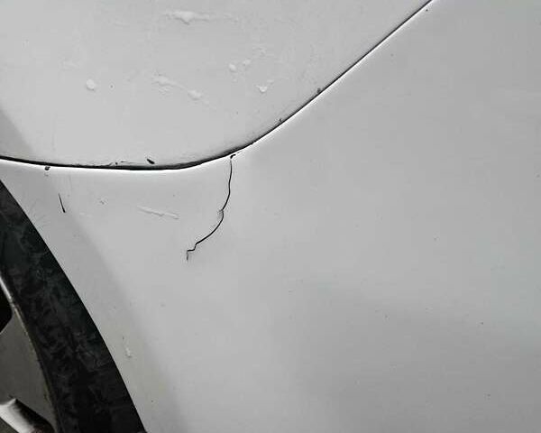 Белый Киа Рио, объемом двигателя 1.59 л и пробегом 125 тыс. км за 7500 $, фото 2 на Automoto.ua