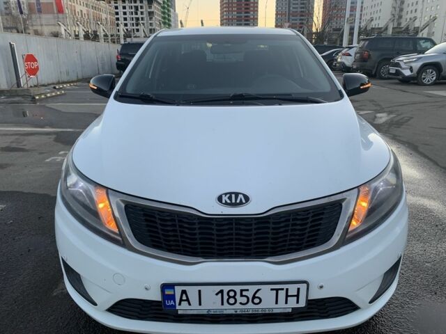 Белый Киа Рио, объемом двигателя 1.4 л и пробегом 87 тыс. км за 8555 $, фото 13 на Automoto.ua