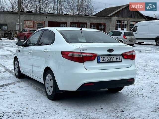 Белый Киа Рио, объемом двигателя 1.4 л и пробегом 125 тыс. км за 8300 $, фото 6 на Automoto.ua