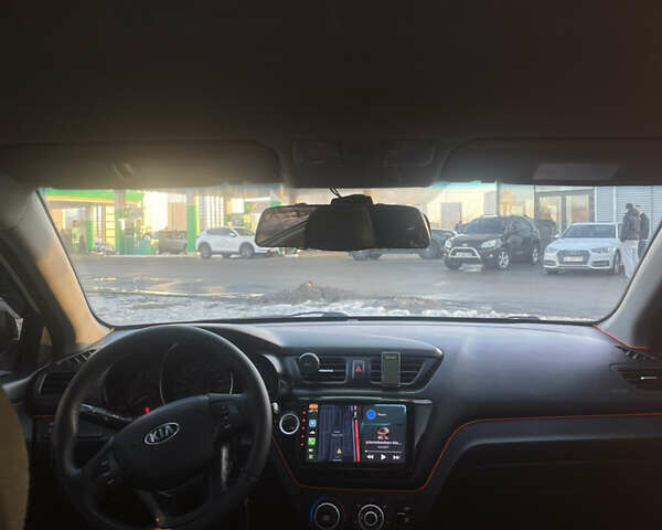 Білий Кіа Ріо, об'ємом двигуна 1.4 л та пробігом 248 тис. км за 7499 $, фото 9 на Automoto.ua