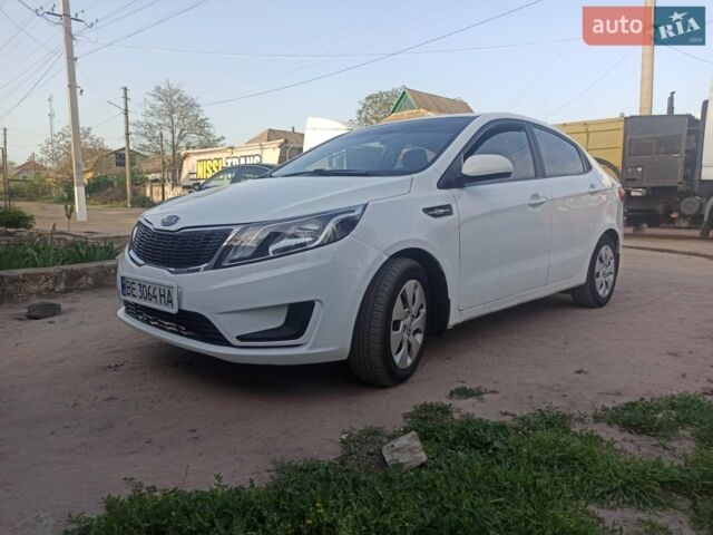 Белый Киа Рио, объемом двигателя 1.4 л и пробегом 156 тыс. км за 6300 $, фото 14 на Automoto.ua