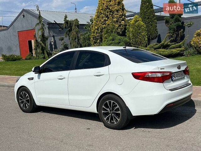 Белый Киа Рио, объемом двигателя 1.4 л и пробегом 140 тыс. км за 8900 $, фото 1 на Automoto.ua