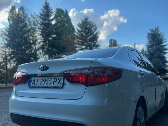 Белый Киа Рио, объемом двигателя 1.4 л и пробегом 220 тыс. км за 7400 $, фото 26 на Automoto.ua