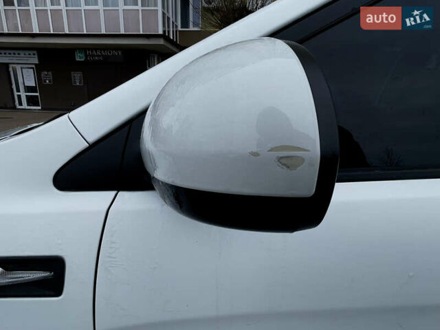 Білий Кіа Ріо, об'ємом двигуна 1.4 л та пробігом 210 тис. км за 6050 $, фото 14 на Automoto.ua