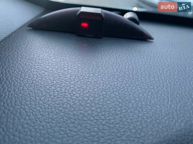 Белый Киа Рио, объемом двигателя 1.4 л и пробегом 216 тыс. км за 8555 $, фото 12 на Automoto.ua