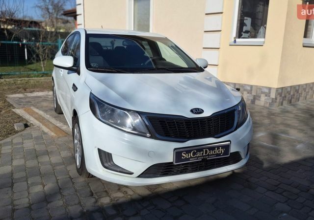 Белый Киа Рио, объемом двигателя 1.4 л и пробегом 212 тыс. км за 7300 $, фото 1 на Automoto.ua