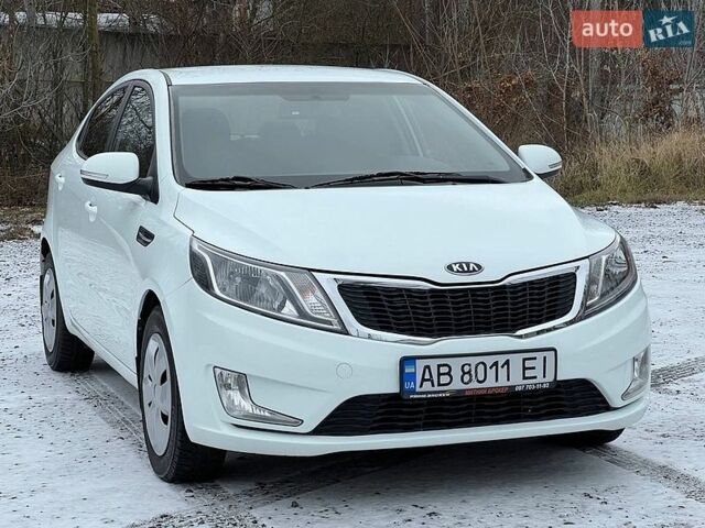 Белый Киа Рио, объемом двигателя 1.4 л и пробегом 125 тыс. км за 8300 $, фото 16 на Automoto.ua
