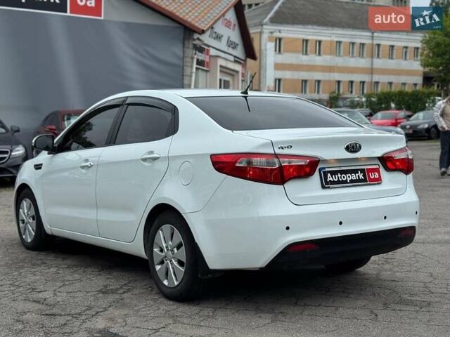 Белый Киа Рио, объемом двигателя 1.6 л и пробегом 105 тыс. км за 7790 $, фото 6 на Automoto.ua