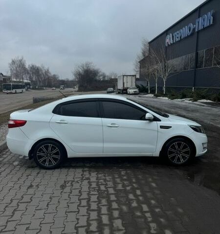 Білий Кіа Ріо, об'ємом двигуна 1.59 л та пробігом 238 тис. км за 6900 $, фото 8 на Automoto.ua