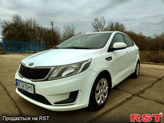 Белый Киа Рио, объемом двигателя 1.4 л и пробегом 155 тыс. км за 8300 $, фото 5 на Automoto.ua