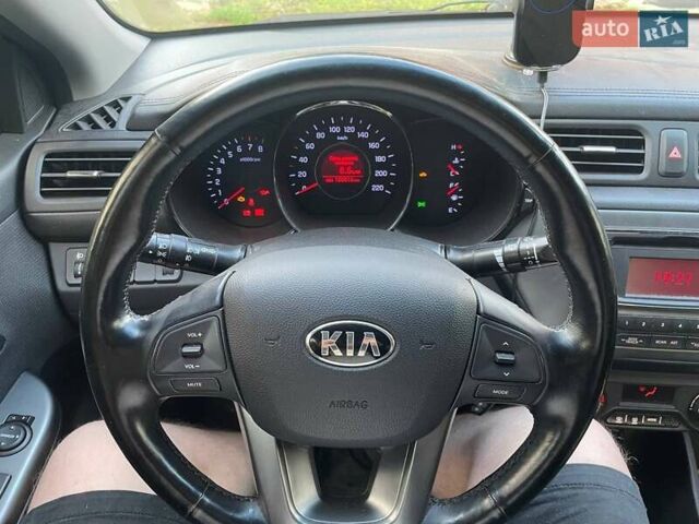 Белый Киа Рио, объемом двигателя 1.59 л и пробегом 105 тыс. км за 7900 $, фото 19 на Automoto.ua